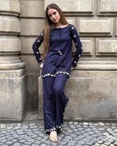 Ayla Midnight π€