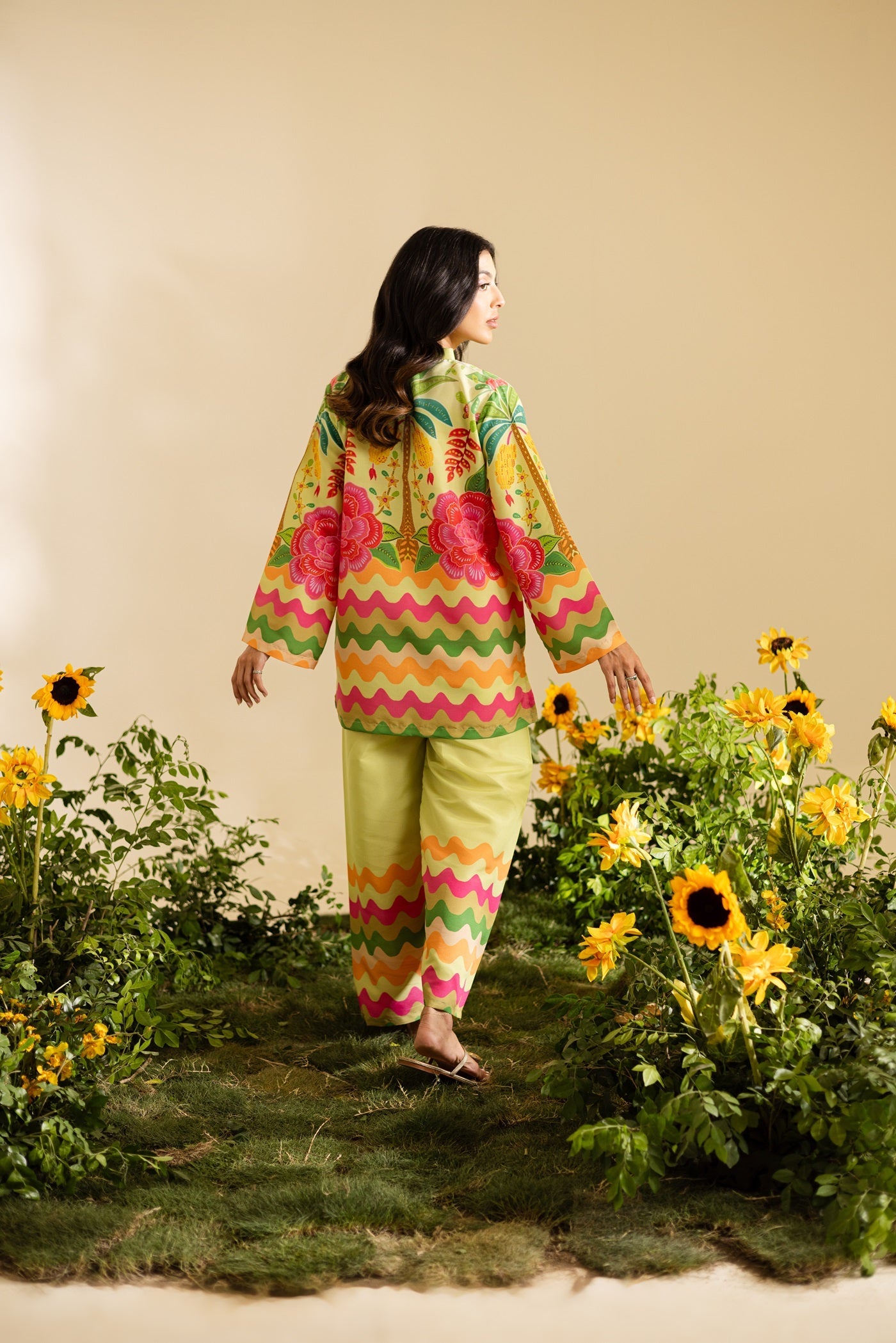 ✨ Golden Breeze – 2 Piece Kurti Set