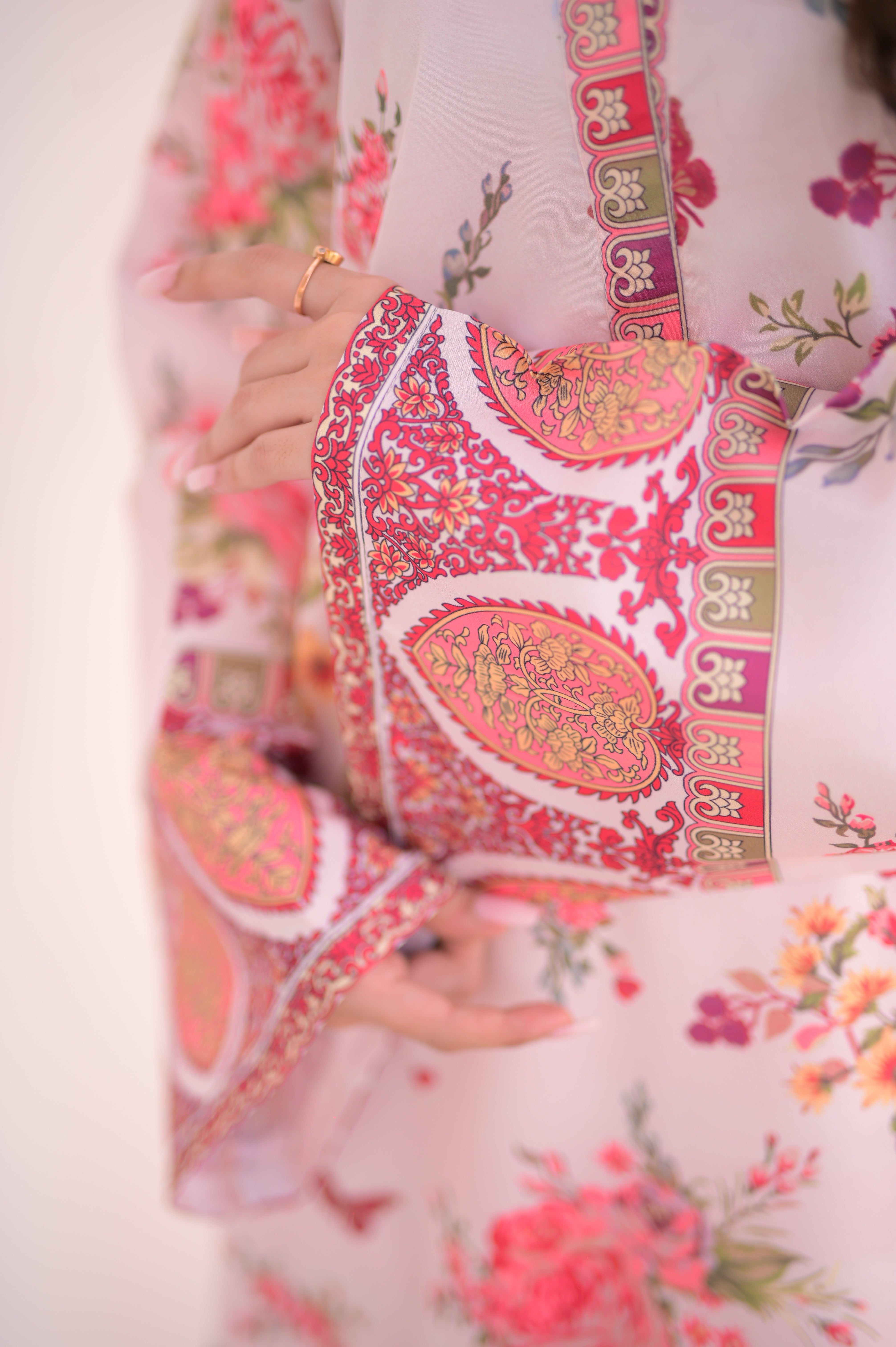 Dilruba Chic Pink 2-Piece  Kurti Set 💖🌿